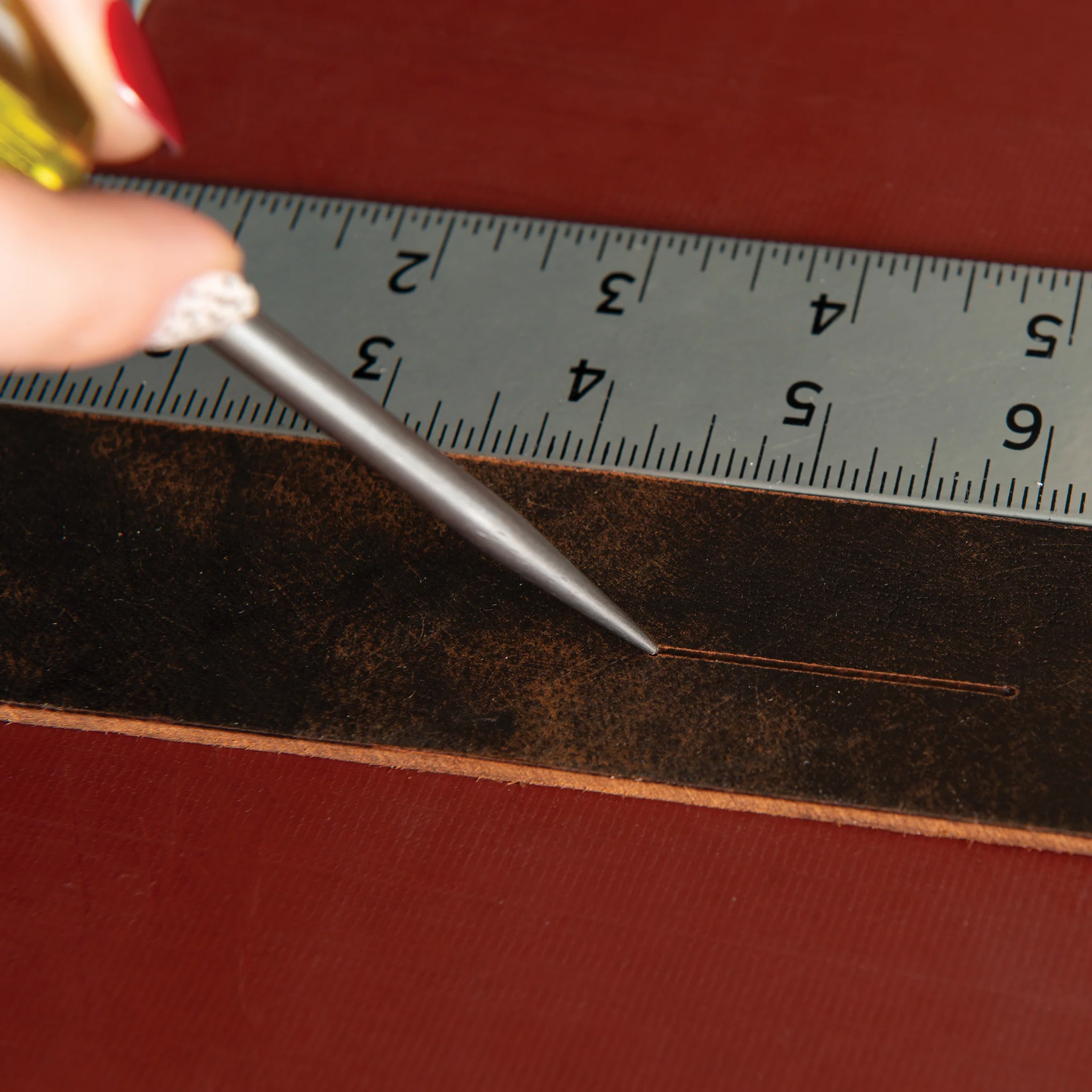 #4 Heavy-Duty Scratch Awl 3-1/2" - Image 6