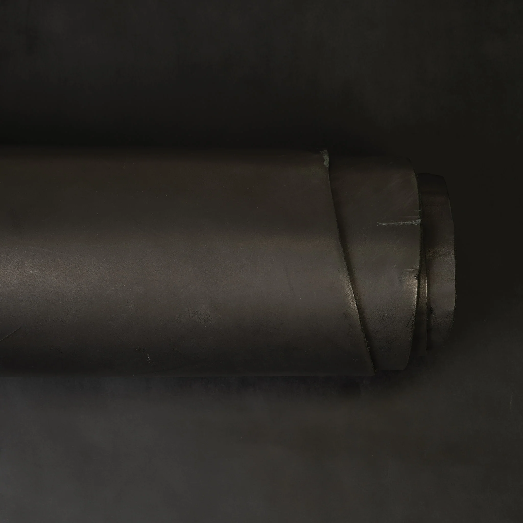 Economy Skirting Leather Side, 13/15 oz.
