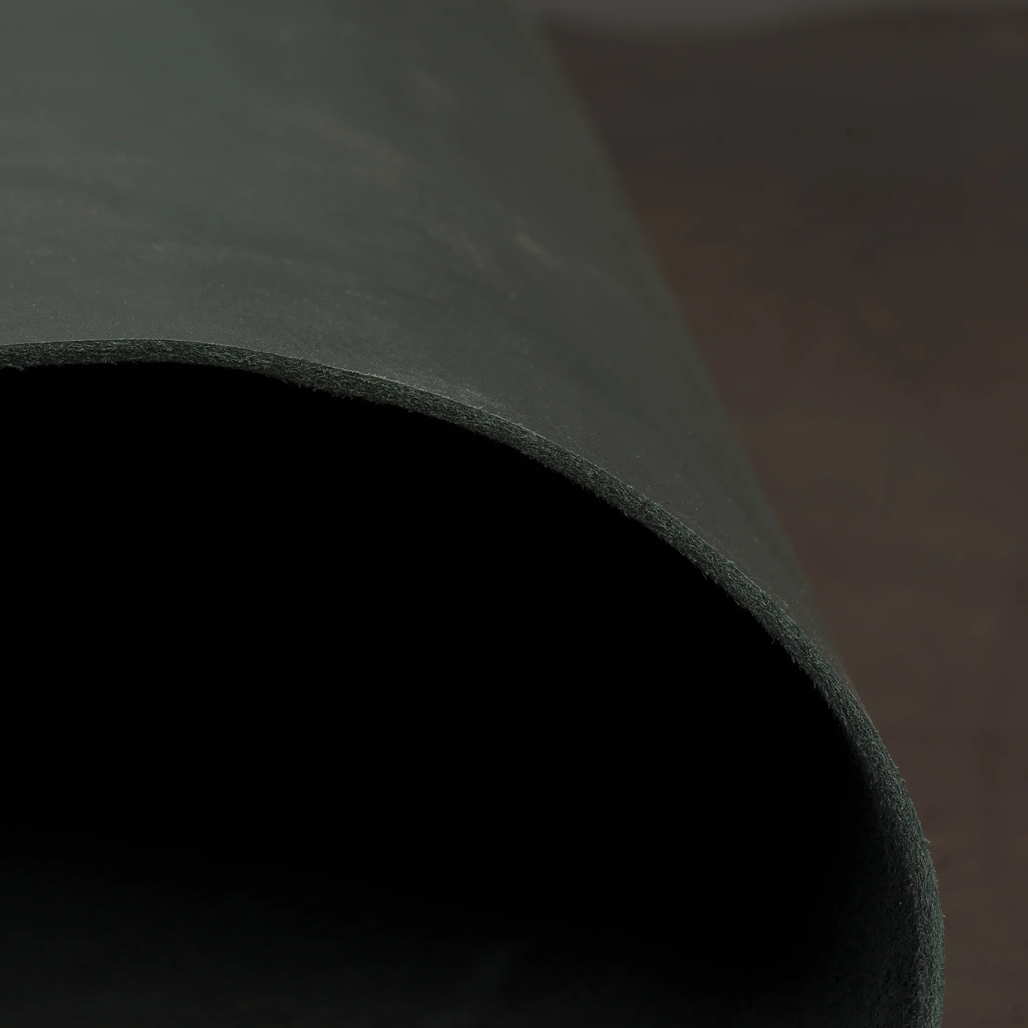 Matte Chrome Tanned Water Buffalo Leather, 5-6 oz. - Image 3