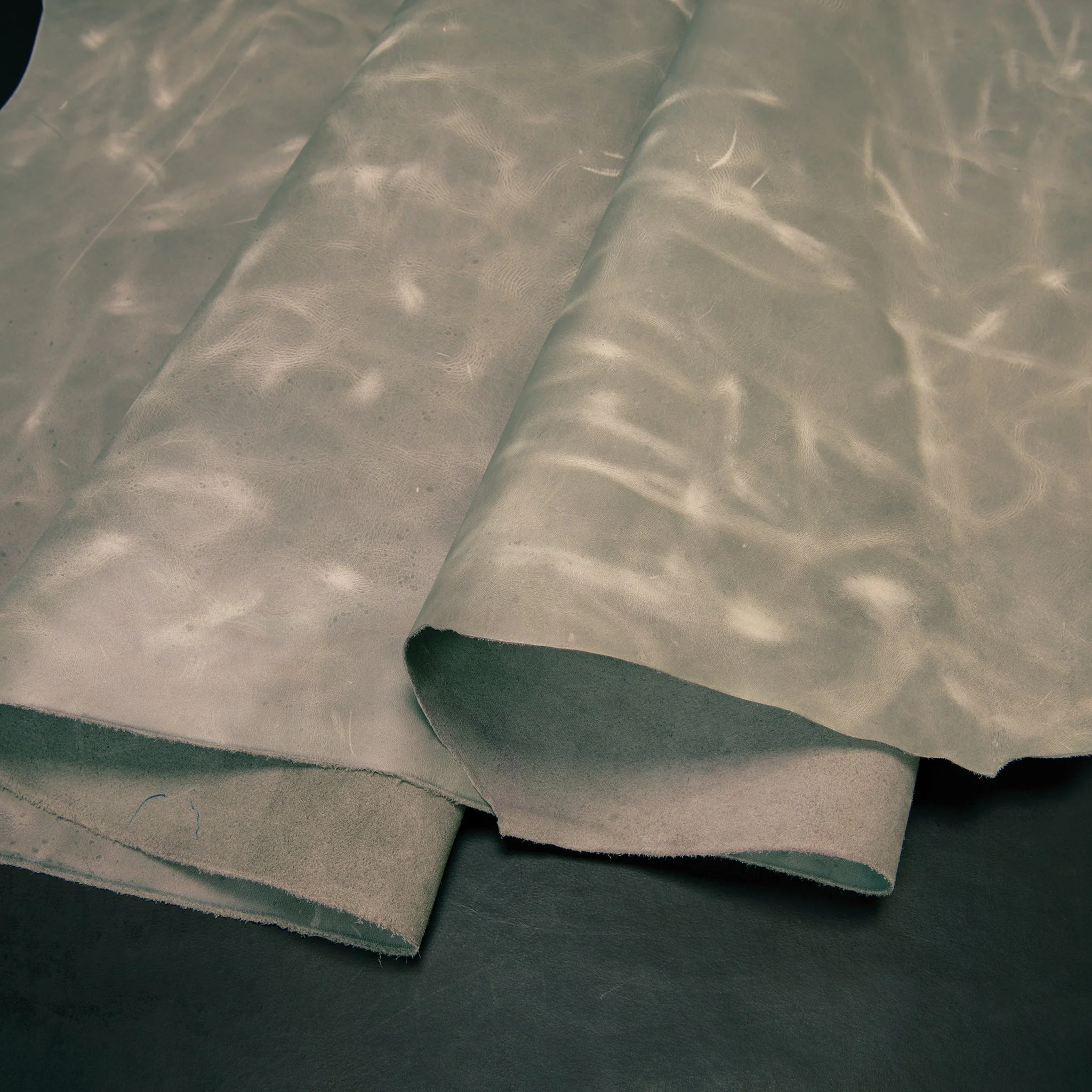 Redrock Waxy Pull-Up Leather - Image 12
