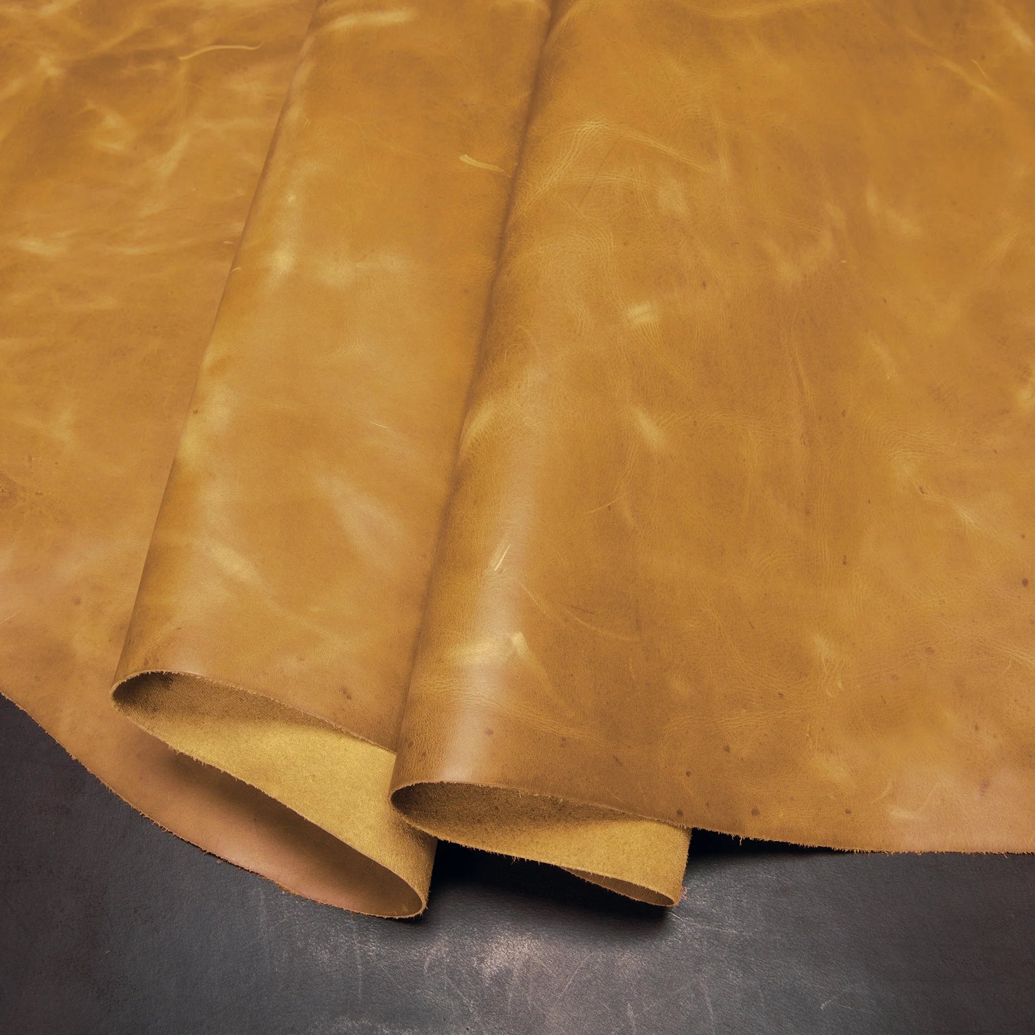 Redrock Waxy Pull-Up Leather - Image 6
